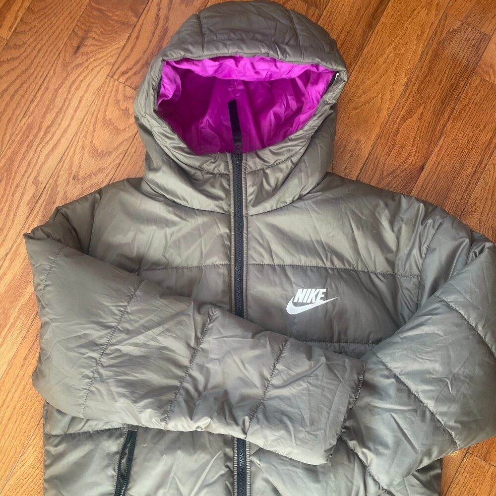 Womens Therma-FIT Puffer Coat